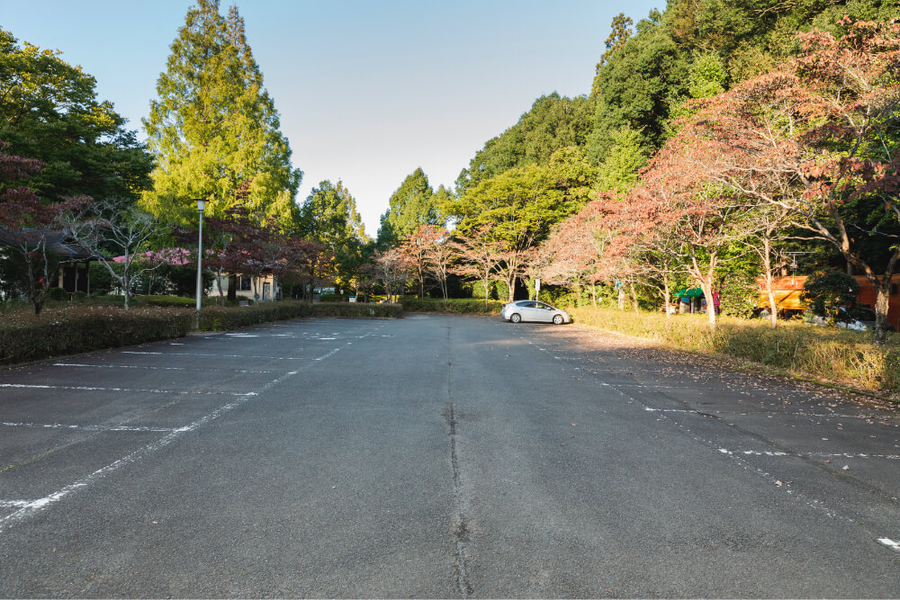 松戸市営白井聖地公園
